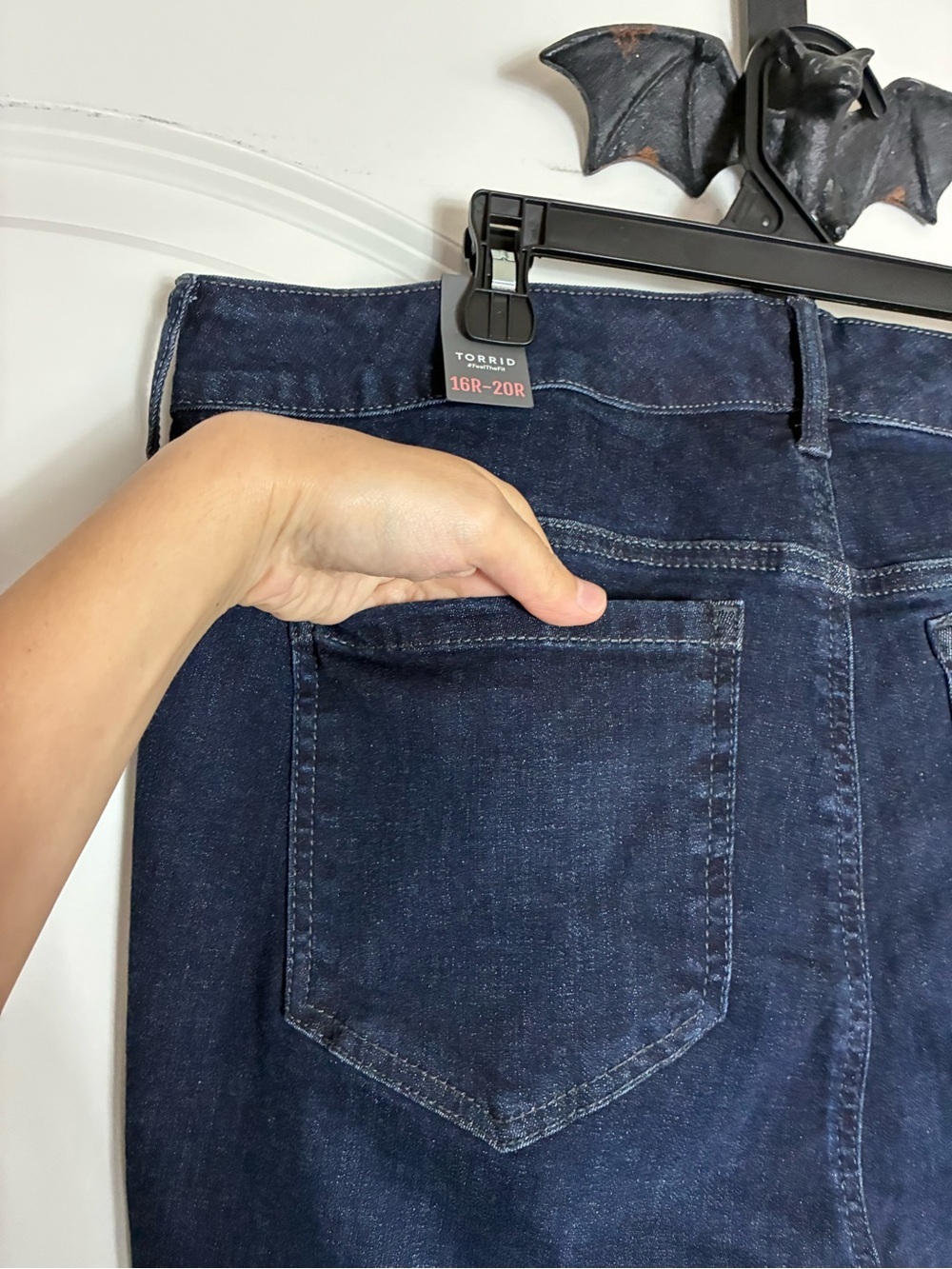 Torrid Limitless Stretch Dark Blue Jean stretches up to three sizes 16-20 NWT - Picture 10 of 16